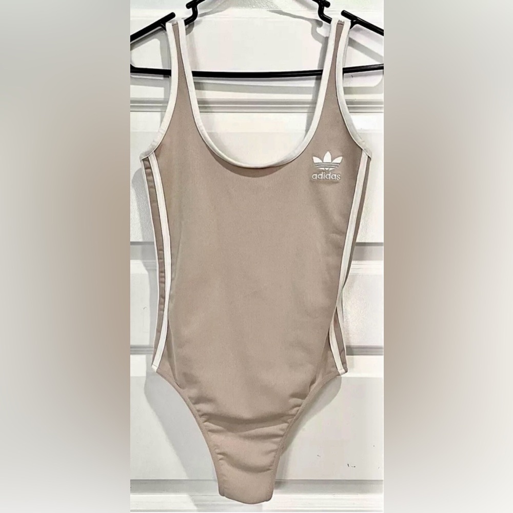 adidas Bodysuit Women’s Size A Leotard. Color: Nude. Three Stripe. EUC